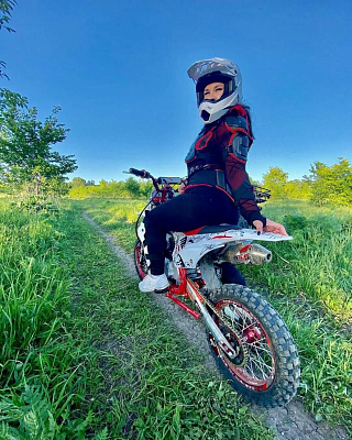 Прокат мотоциклов . Подарочные сертификаты Ultra Подарки Люберцы. Купить оригинальный подарок или подарочный сертификат на Прокат мотоциклов . Сервис UltraPodarki.ru Люберцы 8 800 505 95 30. 